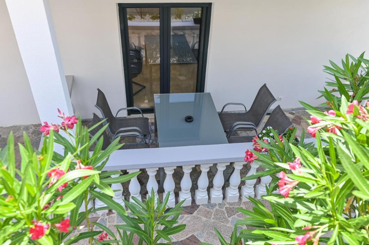 Villa Ami Kustići Екстериор снимка