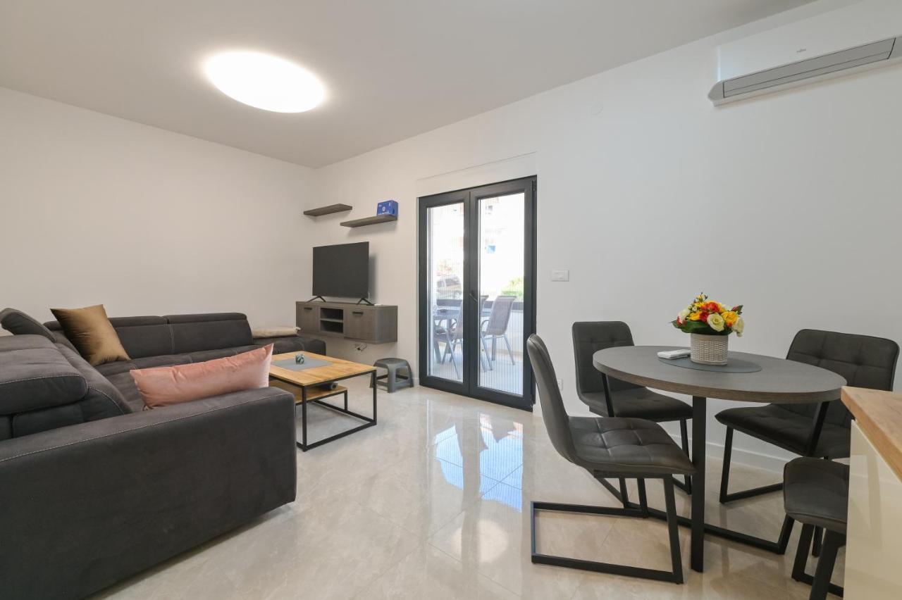 Villa Ami Kustići Екстериор снимка
